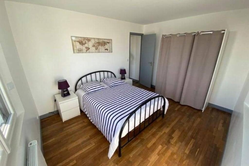 Maison De 2 A 8 Personnes 5 Chambres 波尔巴伊 外观 照片